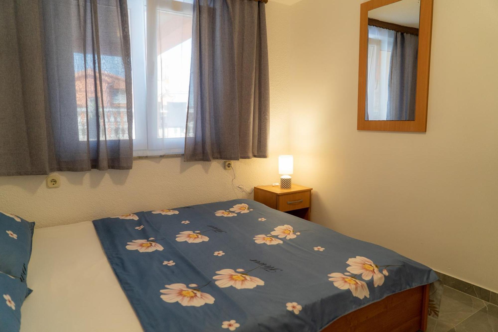 Apartments Zubcic Tisno Room photo