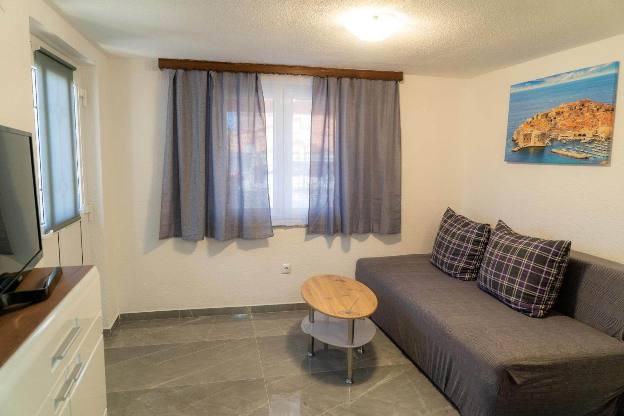 Apartments Zubcic Tisno Room photo