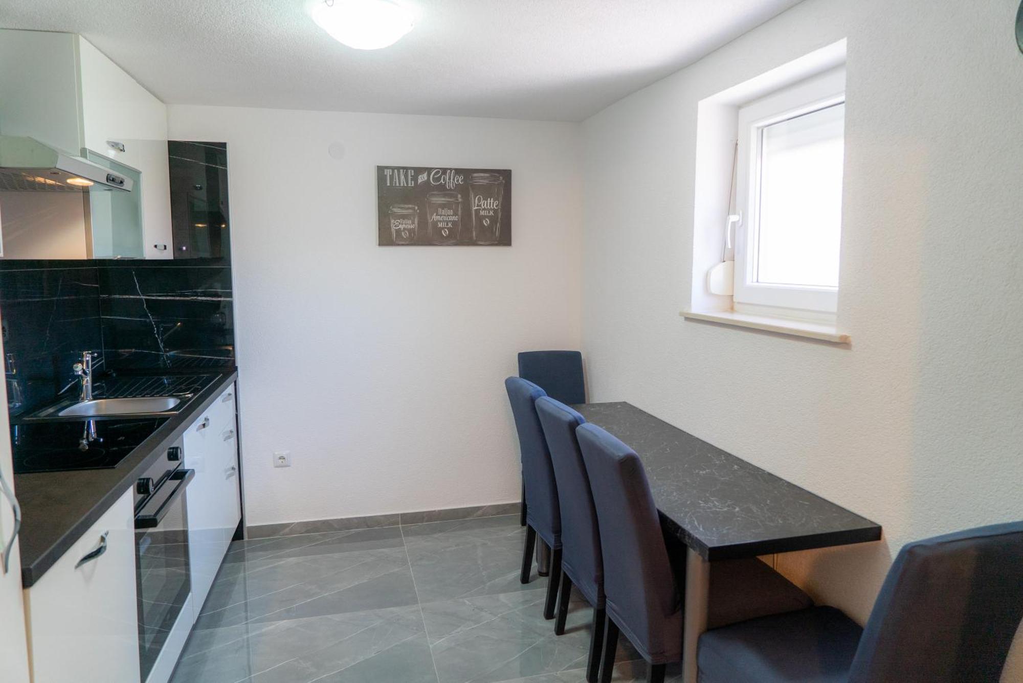 Apartments Zubcic Tisno Room photo