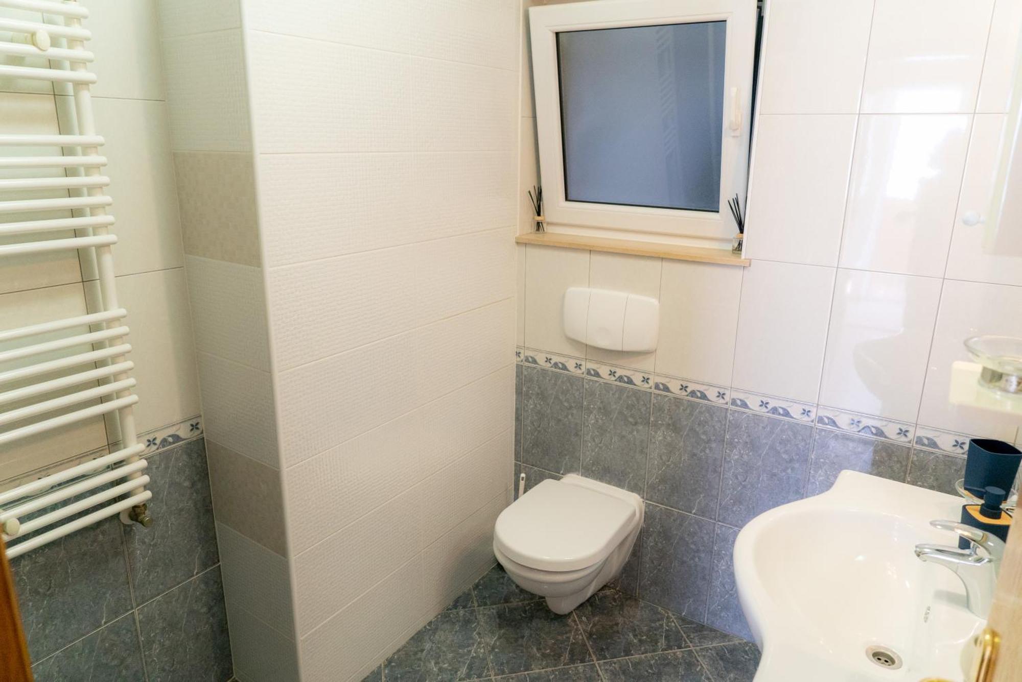 Apartments Zubcic Tisno Room photo