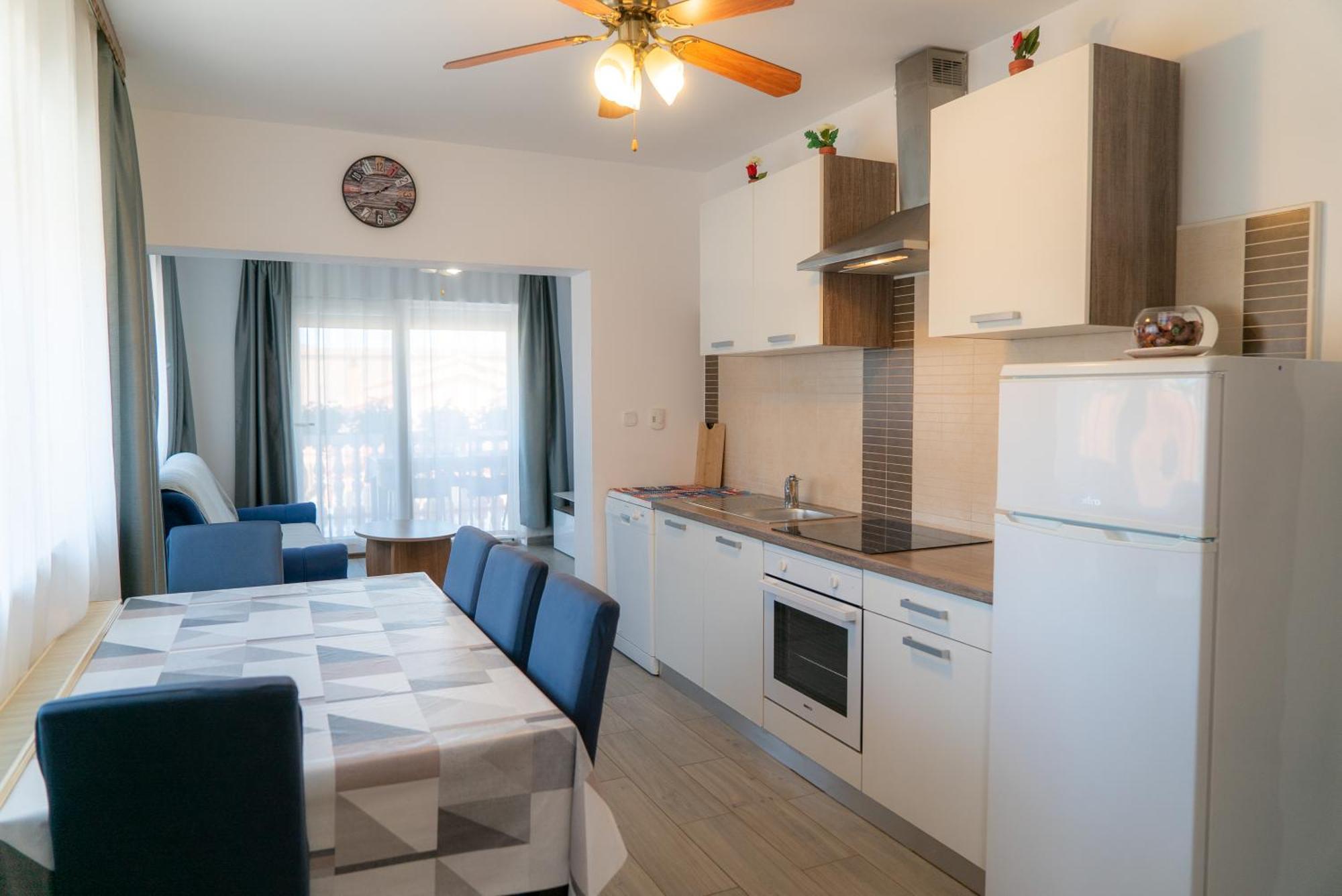 Apartments Zubcic Tisno Exterior photo